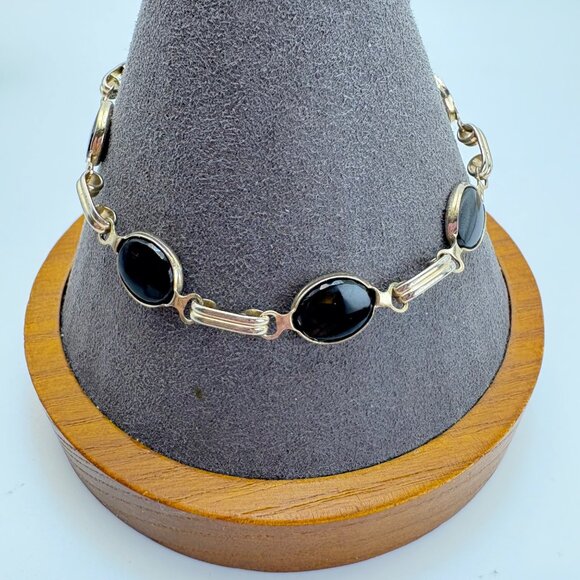 Silver Tone Black Onyx Bezel Set Station Bracelet Size 7.5" Length - Picture 1 of 10